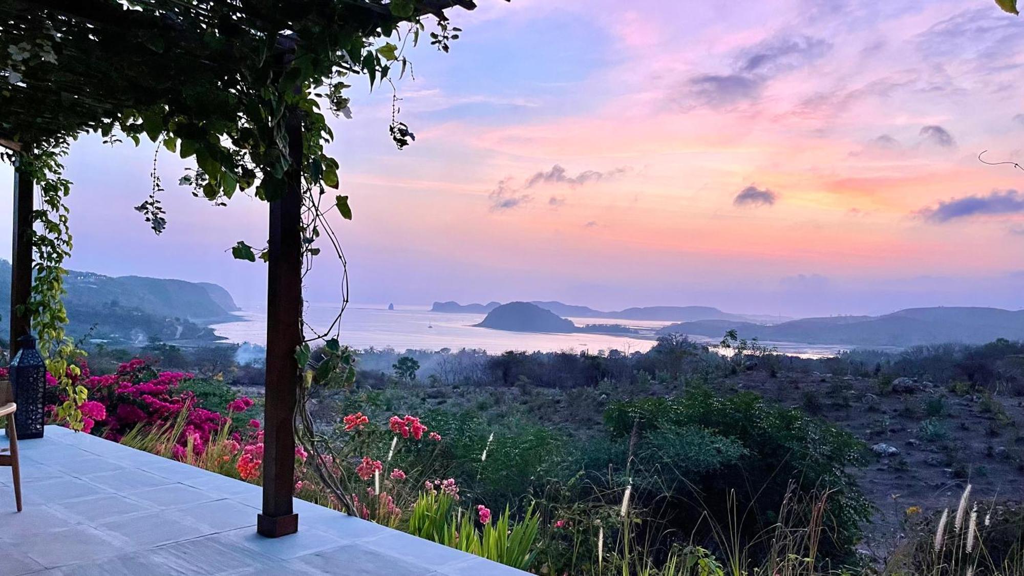 Hotel Lobster Bay Lombok à Awang Extérieur photo