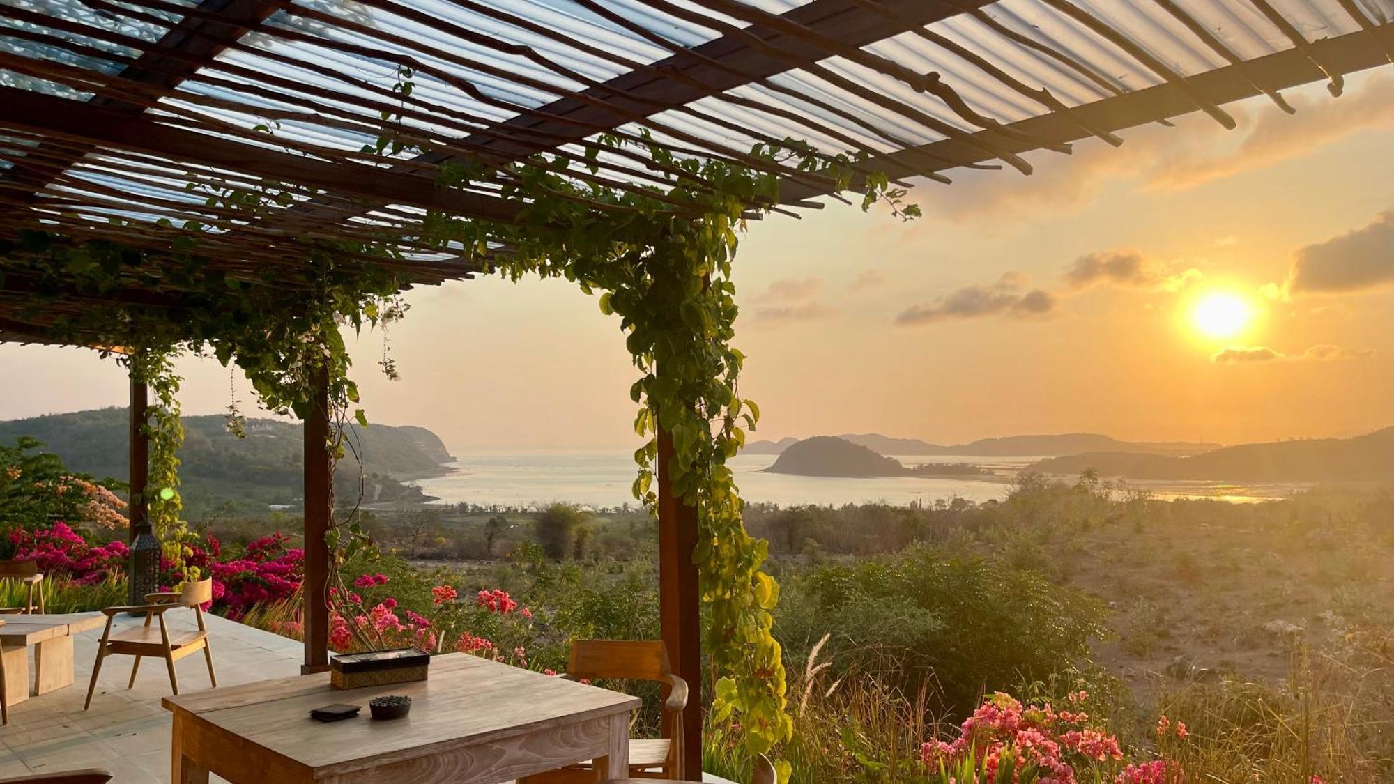 Hotel Lobster Bay Lombok à Awang Extérieur photo