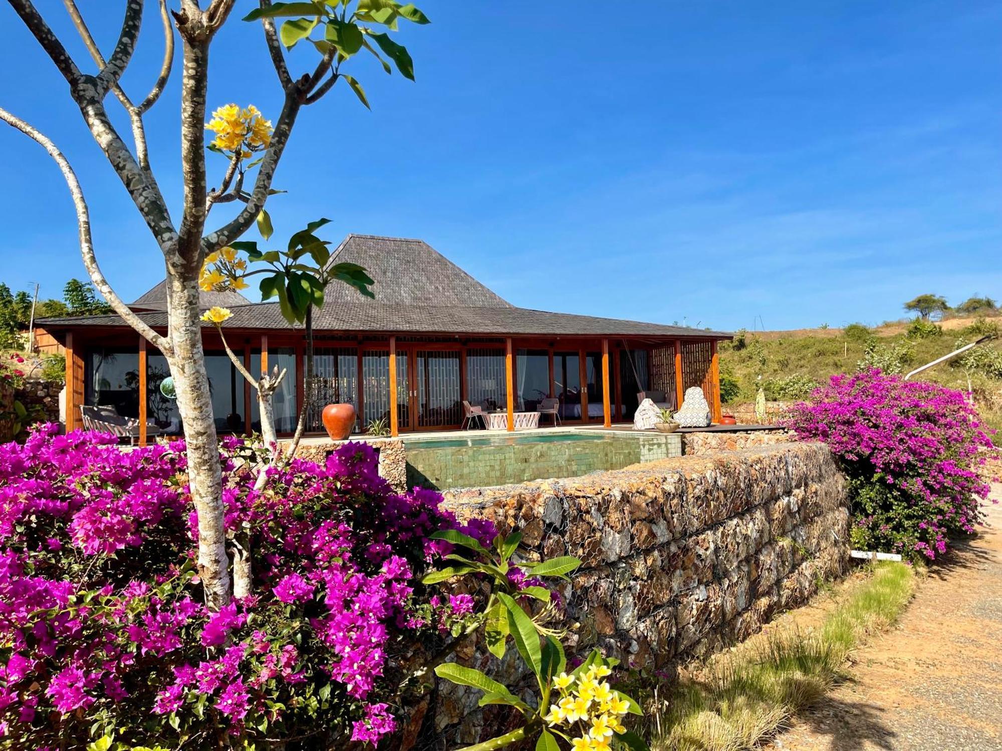 Hotel Lobster Bay Lombok à Awang Extérieur photo