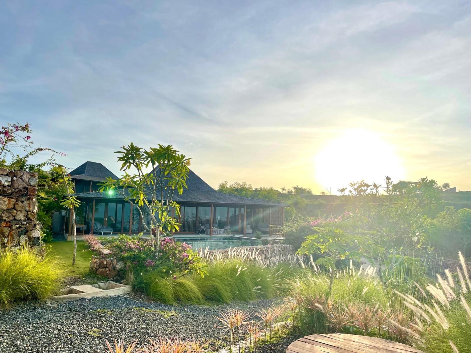 Hotel Lobster Bay Lombok à Awang Extérieur photo