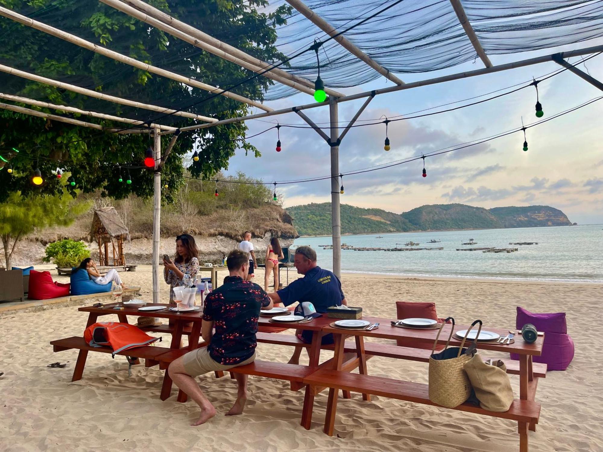 Hotel Lobster Bay Lombok à Awang Extérieur photo
