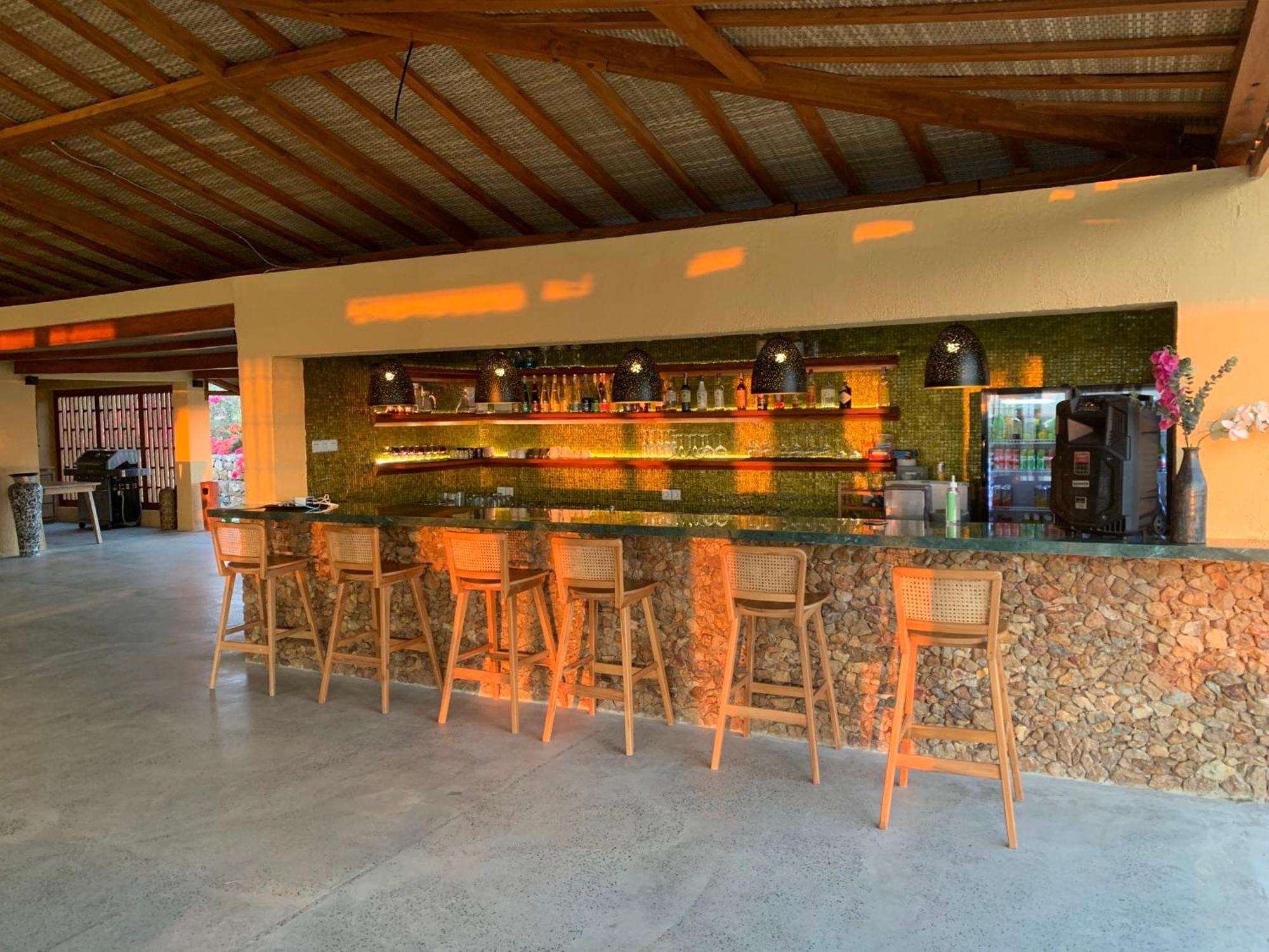 Hotel Lobster Bay Lombok à Awang Extérieur photo